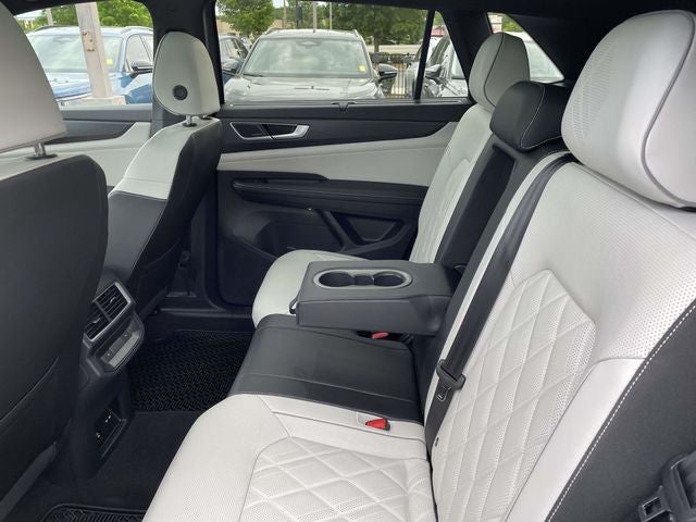 2025 Volkswagen Atlas Cross Sport 2.0T SEL Premium R-Line