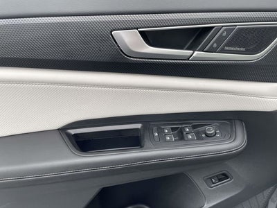 2025 Volkswagen Atlas Cross Sport 2.0T SEL Premium R-Line