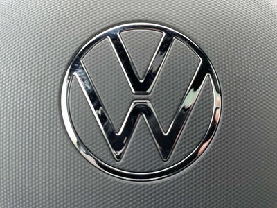 2025 Volkswagen Atlas Cross Sport 2.0T SEL Premium R-Line