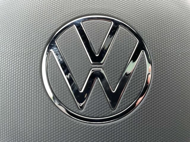 2025 Volkswagen Atlas Cross Sport 2.0T SEL Premium R-Line