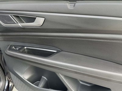 2025 Volkswagen Atlas Cross Sport 2.0T SEL Premium R-Line