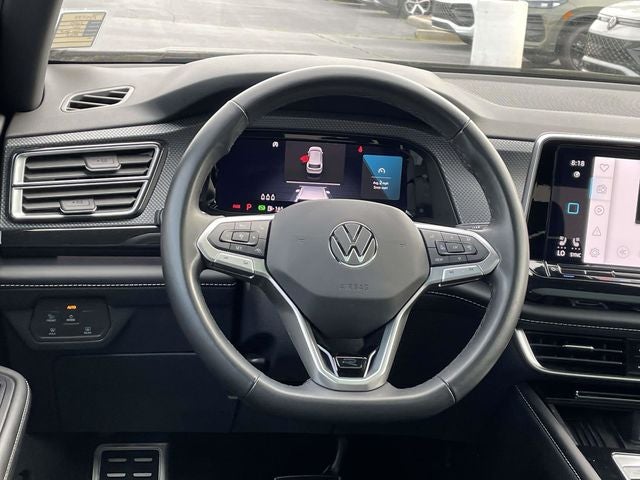 2025 Volkswagen Atlas Cross Sport 2.0T SEL Premium R-Line