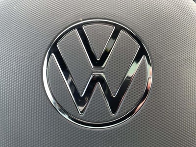 2025 Volkswagen Atlas Cross Sport 2.0T SEL Premium R-Line