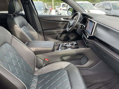 2025 Volkswagen Atlas Cross Sport 2.0T SEL Premium R-Line