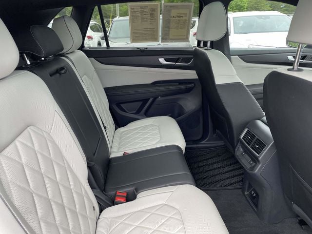 2025 Volkswagen Atlas Cross Sport 2.0T SEL Premium R-Line