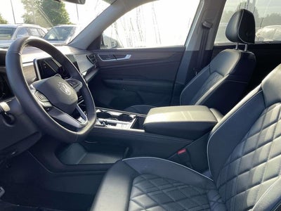 2025 Volkswagen Atlas 2.0T SEL Premium R-Line