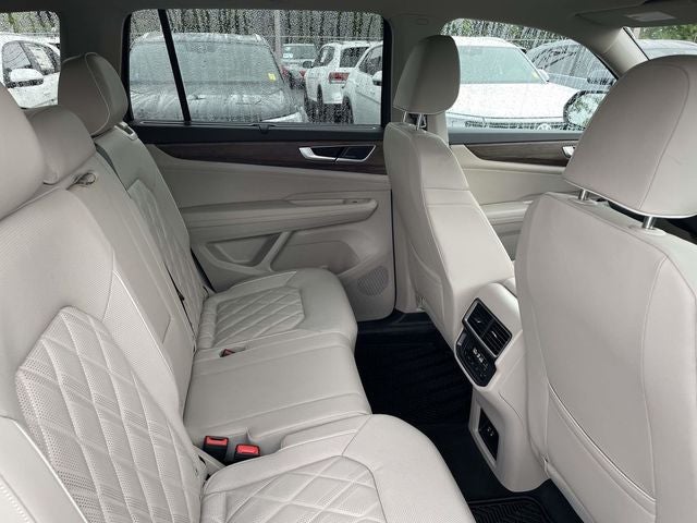 2025 Volkswagen Atlas 2.0T SEL Premium R-Line