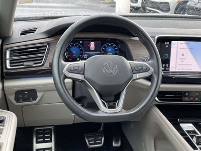 2025 Volkswagen Atlas 2.0T SEL Premium R-Line