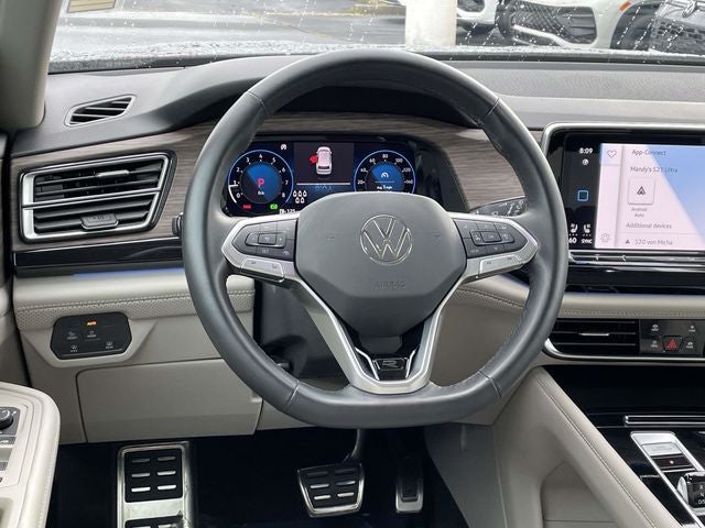 2025 Volkswagen Atlas 2.0T SEL Premium R-Line