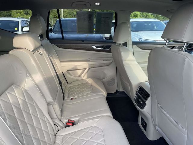 2024 Volkswagen Atlas 2.0T SEL Premium R-Line