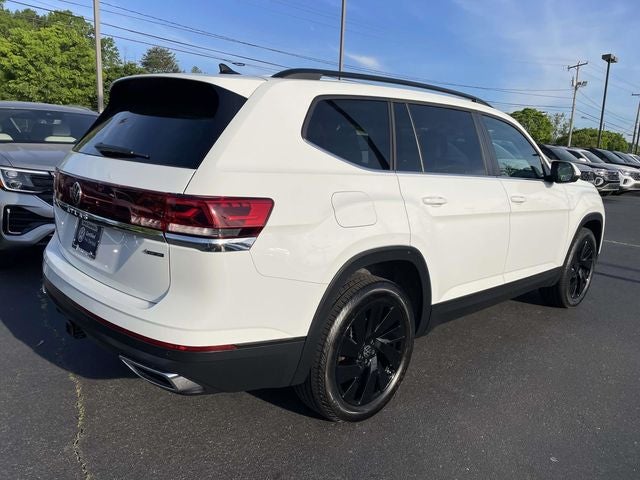 2025 Volkswagen Atlas 2.0T SE w/Technology
