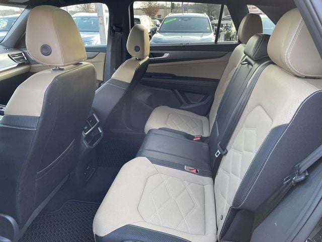 2025 Volkswagen Atlas Cross Sport 2.0T SE w/Technology