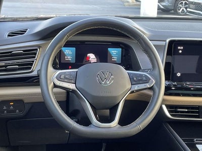 2025 Volkswagen Atlas Cross Sport 2.0T SE w/Technology