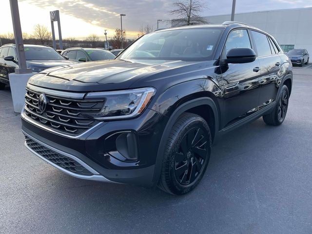 2025 Volkswagen Atlas Cross Sport 2.0T SE w/Technology
