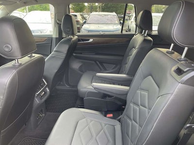 2024 Volkswagen Atlas 2.0T SE w/Technology