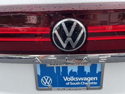 2025 Volkswagen Atlas Cross Sport 2.0T SE w/Technology