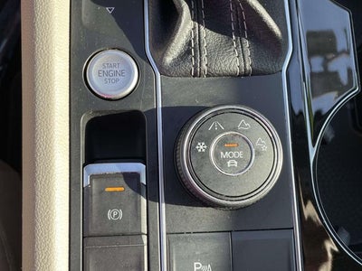 2022 Volkswagen Atlas 2.0T SE w/Technology