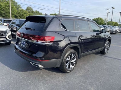 2024 Volkswagen Atlas 2.0T SE