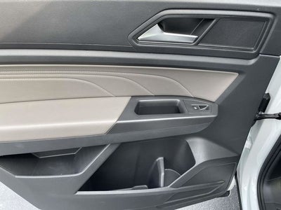 2023 Volkswagen Atlas Cross Sport 3.6L V6 SEL R-Line
