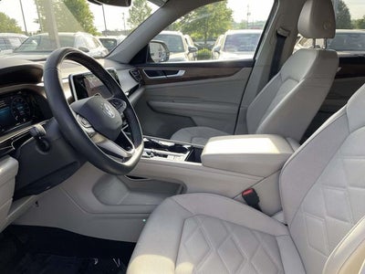 2024 Volkswagen Atlas 2.0T SE w/Technology