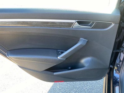 2018 Volkswagen Passat 2.0T SE