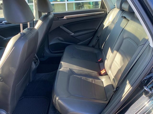 2018 Volkswagen Passat 2.0T SE