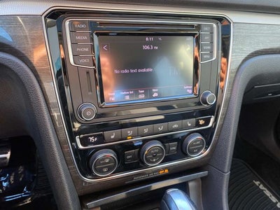 2018 Volkswagen Passat 2.0T SE