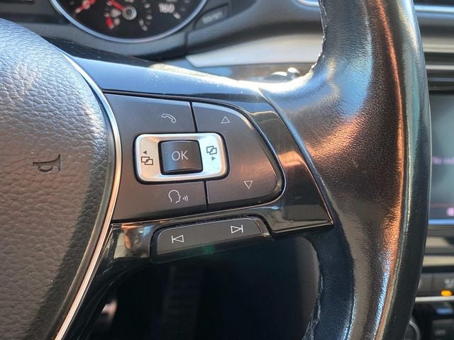 2018 Volkswagen Passat 2.0T SE