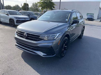 2023 Volkswagen Tiguan 2.0T SE R-Line Black