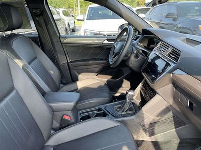 2023 Volkswagen Tiguan 2.0T SE R-Line Black