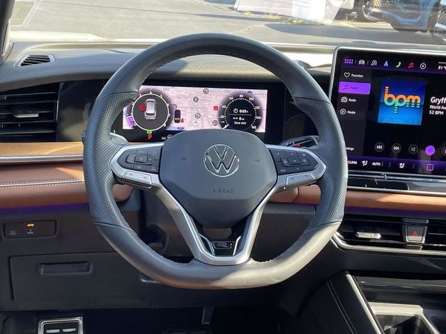 2025 Volkswagen Tiguan 2.0T SEL R-Line