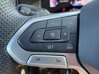 2025 Volkswagen Tiguan 2.0T SEL R-Line