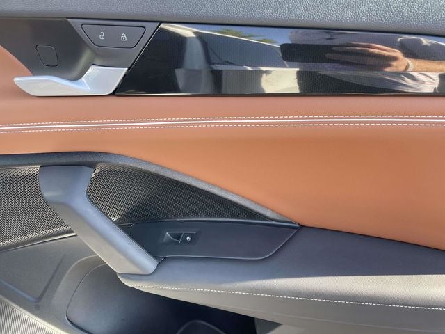 2025 Volkswagen Tiguan 2.0T SEL R-Line