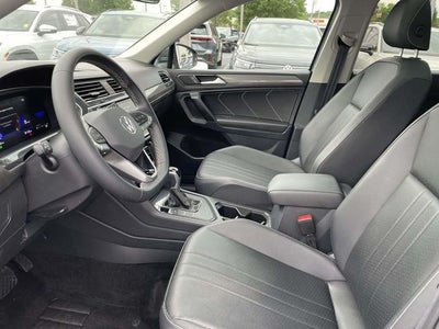 2023 Volkswagen Tiguan 2.0T SE