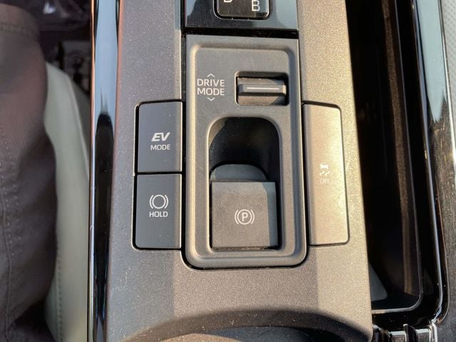 2023 Toyota Prius XLE