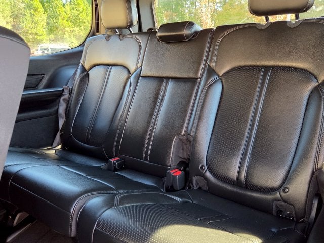 2024 Jeep Wagoneer Base