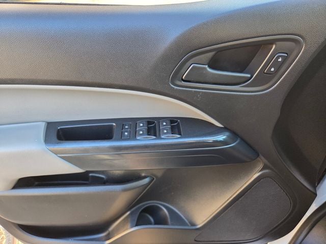 2016 GMC Canyon Base