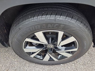 2023 Volkswagen Atlas Cross Sport 2.0T SE