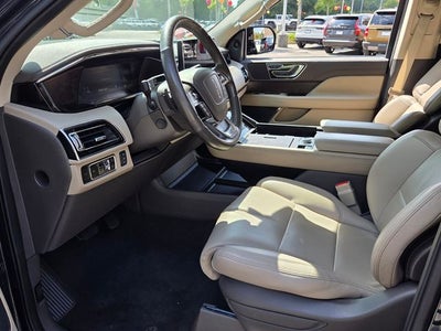 2024 Lincoln Navigator Premiere