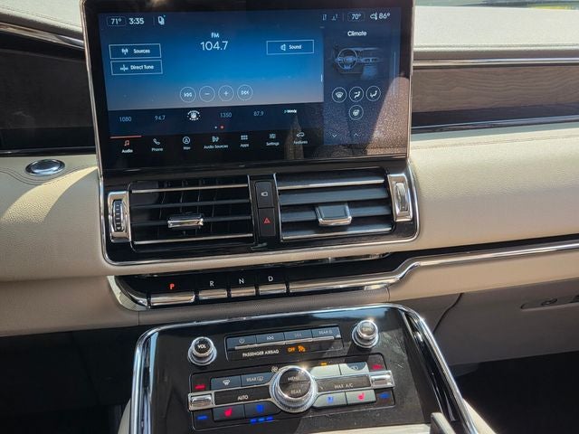 2024 Lincoln Navigator Premiere