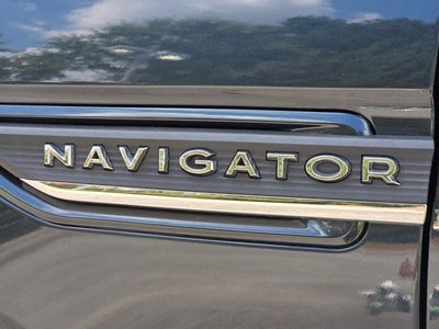 2024 Lincoln Navigator Premiere