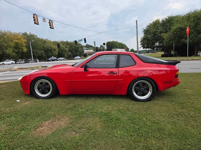 1986 Porsche 944 Base