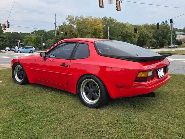 1986 Porsche 944 Base