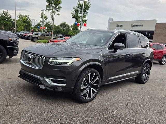 2023 Volvo XC90 B5 Plus