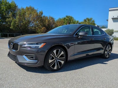 2023 Volvo S60 Ultimate Bright Theme