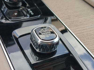 2026 Volvo XC90 Plus