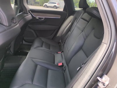 2022 Volvo V90 Cross Country B6