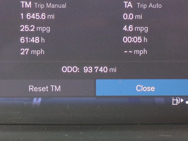 2022 Volvo V90 Cross Country B6