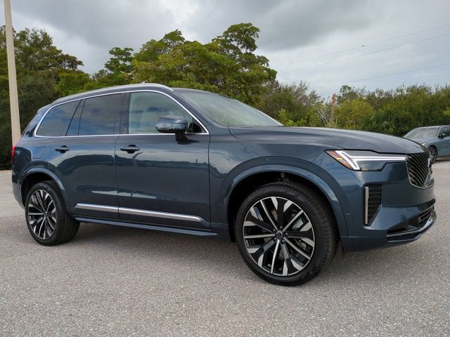 2026 Volvo XC90 Plus