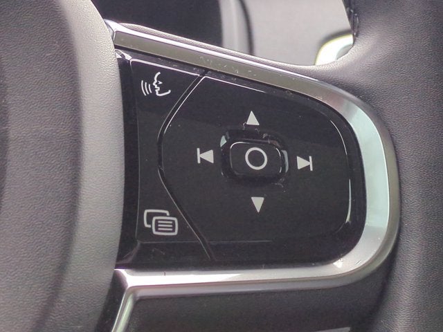 2023 Volvo XC90 Core